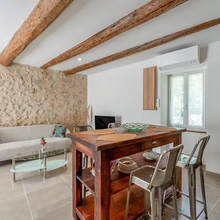 Holiday home Hotilleul Saint-Victor-la-Coste