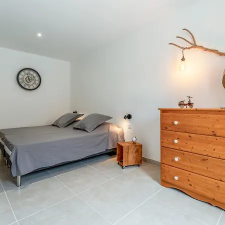 Hotilleul Holiday home